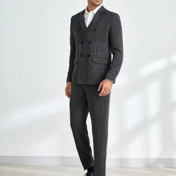 Black And White Striped Blazer And Pants Set - Picture 2 of 4